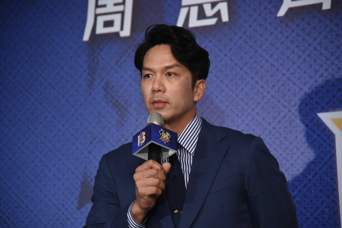 ▲周思齊引退記者會，淚灑會場，讓不少人動容。（圖／陳明安攝）