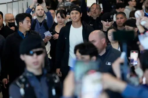 ▲大谷翔平夫婦抵達韓國，日媒報導現場湧入600多位粉絲、20多家電視台接機。（圖／美聯社／達志影像)