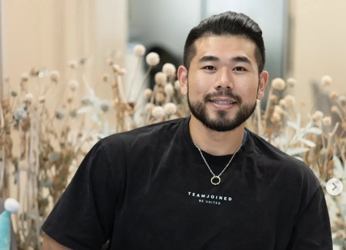 ▲健身網紅「PEETA葛格」今年3月15日遭警方於工作室搜出9.86公克的二級毒品大麻，台北地檢署今（8）日將PEETA葛格涉嫌施用部分處分不起訴，但是會簽分另案偵辦涉嫌持有二級毒品案。（圖／翻攝自「PEETA葛格」IG）