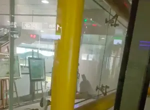 員林車站傳電梯故障！8旅客「受困至少30分鐘」　台鐵急通報維修
