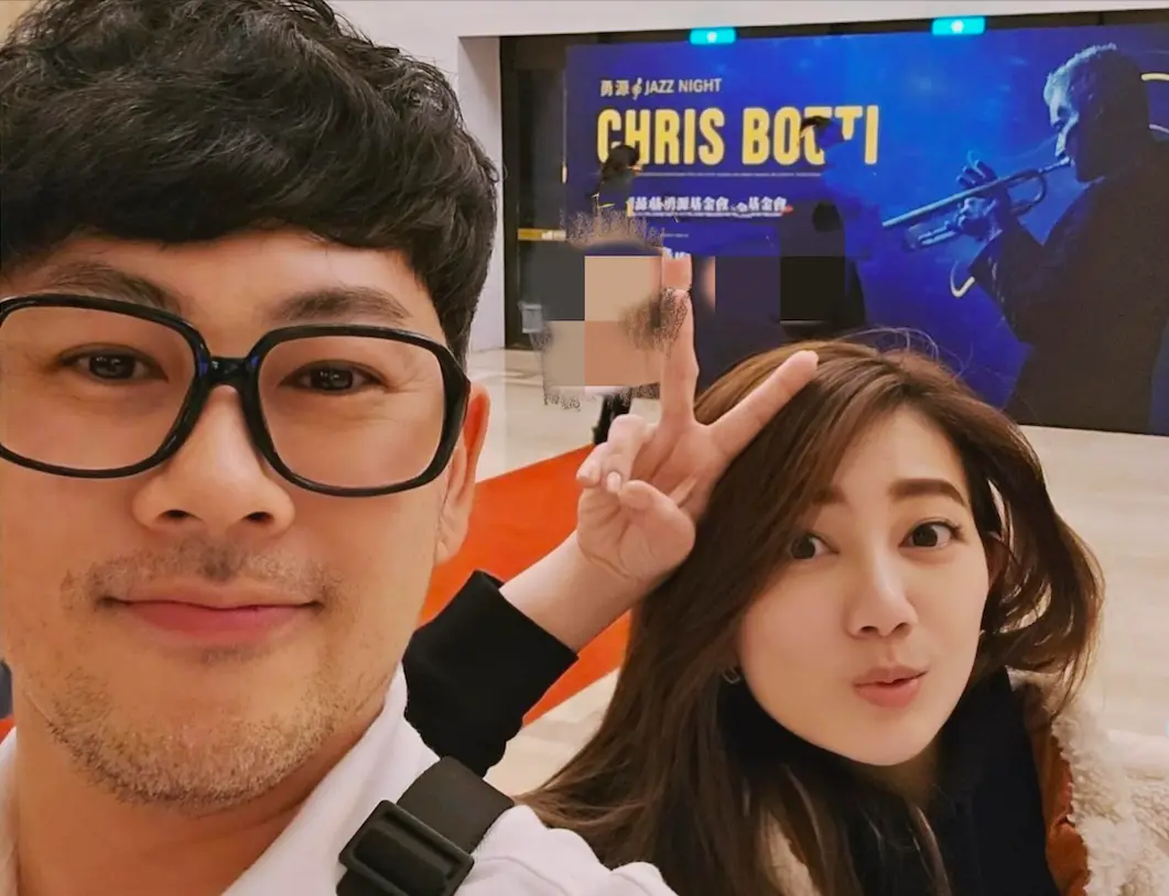 ▲梁靜茹（右）分享與伍冠諺的親密合照，男方身分其實是她的演唱會band leader。（圖／翻攝梁靜茹IG）