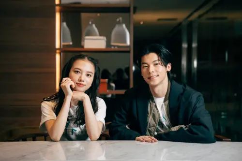▲清原果耶(左)與許光漢首次合作《青春18x2 通往有你的旅程》。(圖/翻滾吧男孩電影有限公司) ▲清原果耶(左)與許光漢首次合作《青春18x2 通往有你的旅程》。(圖/翻滾吧男孩電影有限公司)