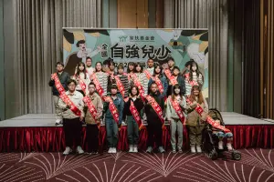 祖孫3人擠3坪!家扶自強兒少樂觀不畏苦 盼長大讓阿嬤過好生活