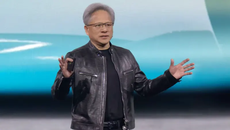 ▲作為AI科技領域的領頭羊,輝達(NVIDIA)執行長黃仁勳儘管認為AI將改變世界,但他並不認為人類的工作會因此消失。(圖/擷取自輝達YouTube直播)