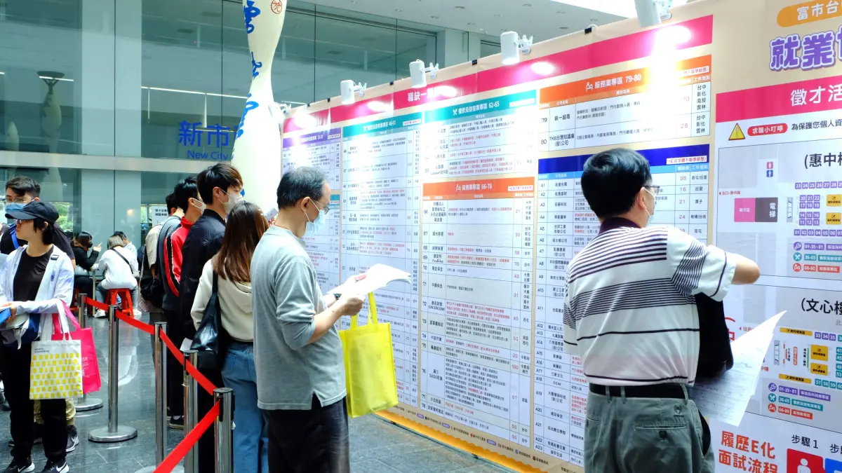 ▲台中市府舉辦上半年最大場就博會，富市台中 就業成功」23日在中興大學登場。（圖／中市勞工局提供）