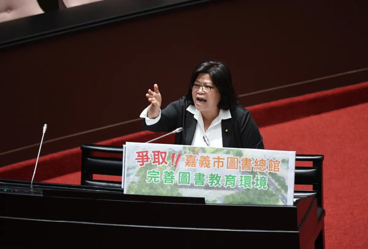 ▲台積電落腳嘉義縣，屆時將提供3千個以上工作機會，立委王美惠希望中央出面協調相關交通配套，在場獲院長陳建仁當場允諾，一定會努力完善嘉義交通。（圖／記者陳明中攝，2024.03.19）