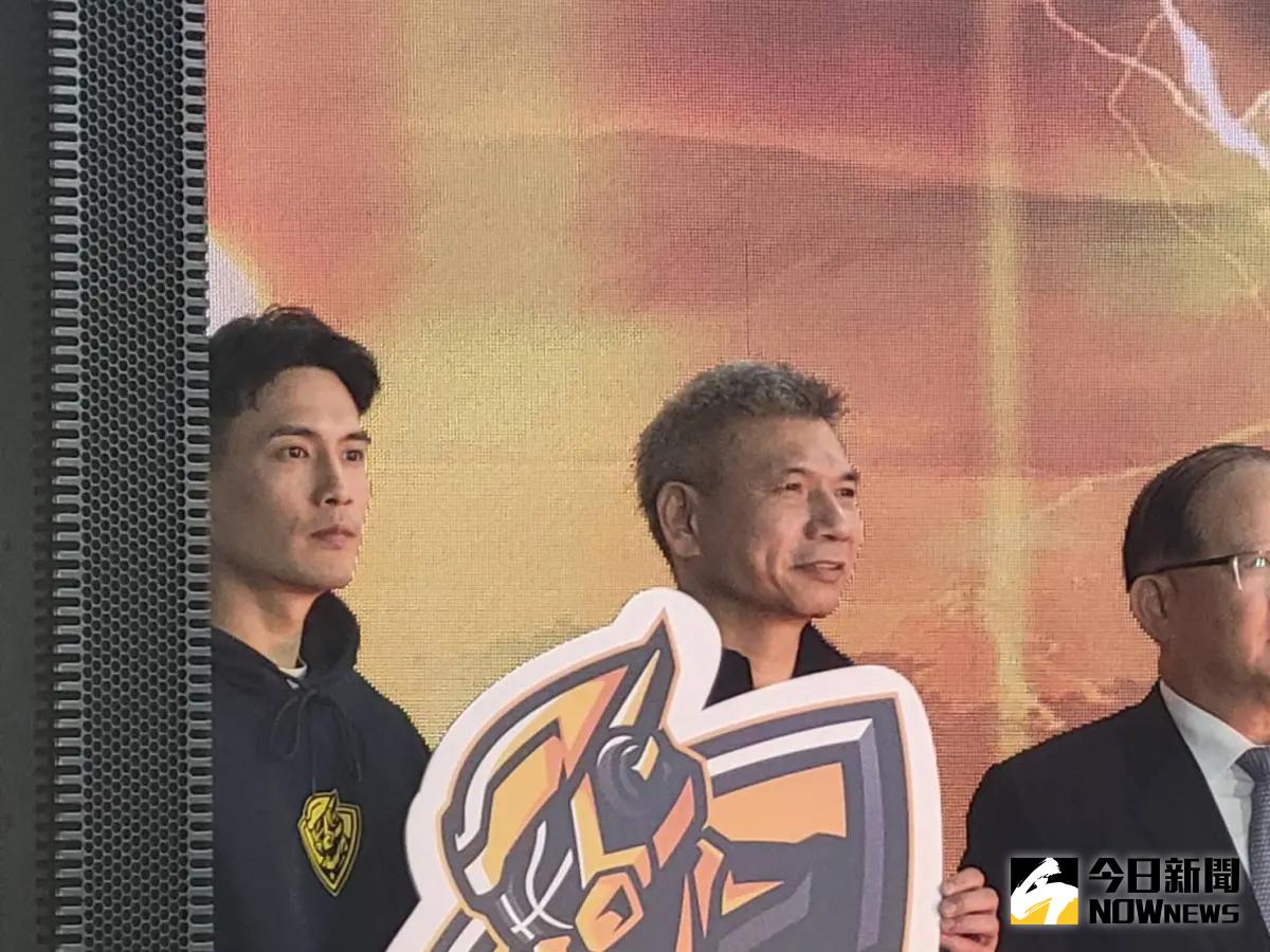 ▲新北中信特攻和臺北台新戰神要在大巨蛋進行T1例行賽，中信特攻主帥李逸驊希望能創造台籃高潮。（圖／記者黃建霖攝）