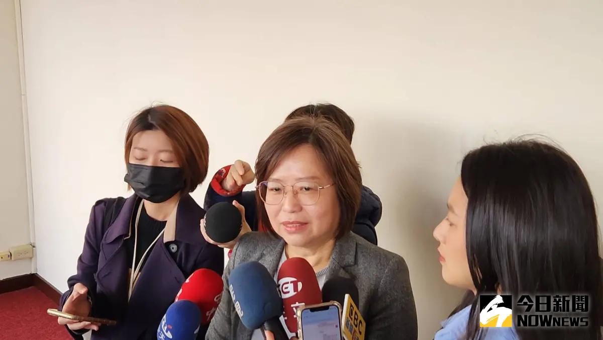 ▲衛福部次長李麗芬表示，將在4月底前邀請專家學者討論，且並非全面增加社工訪視頻率。（圖／記者李琦瑋攝，2024.03.20）