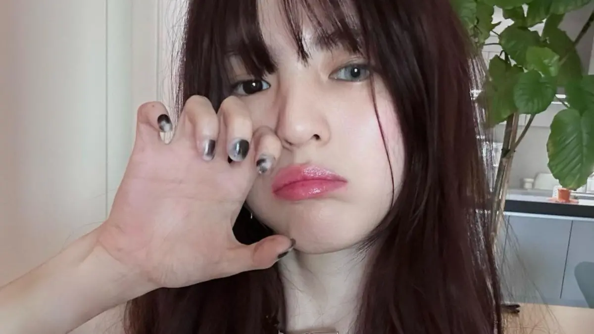 ▲韓韶禧中學時期的照片被網友挖出，拿來和柳俊烈做比較，發現兩人有夫妻臉。（圖／韓韶禧IG）