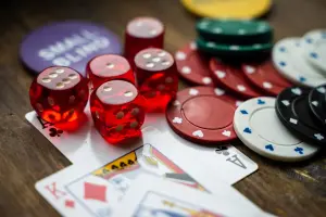 ▲「嗜賭症」是種心理疾病，患者即使意識到賭博對生活造成負面影響，也無法控制。（示意圖／取自pixabay）