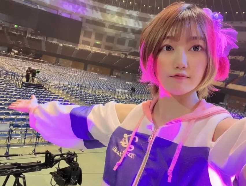 ▲日本聲優星希成奏克服急性淋巴性白血病，重新展開演藝活動。（圖／翻攝X@Hoshiki_seena）