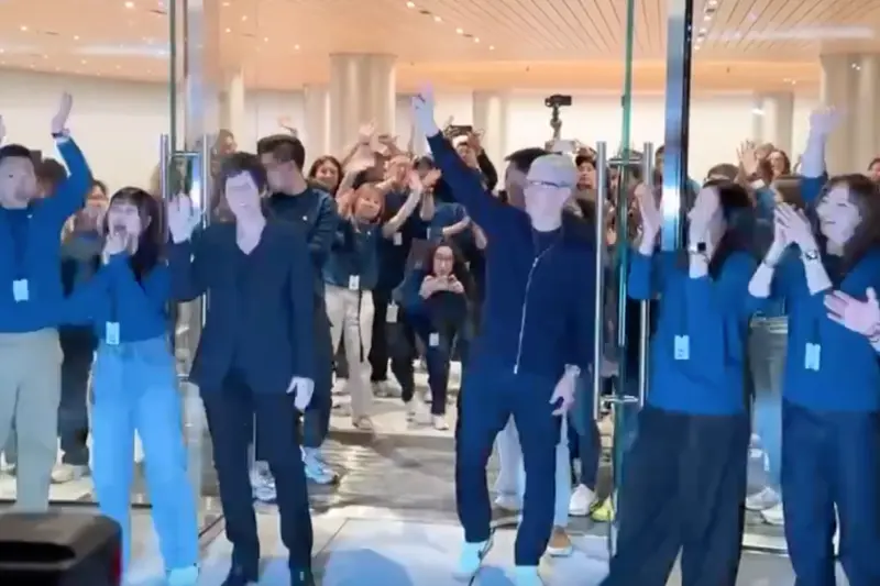 蘋果新旗艦店在上海開幕！庫克親現身