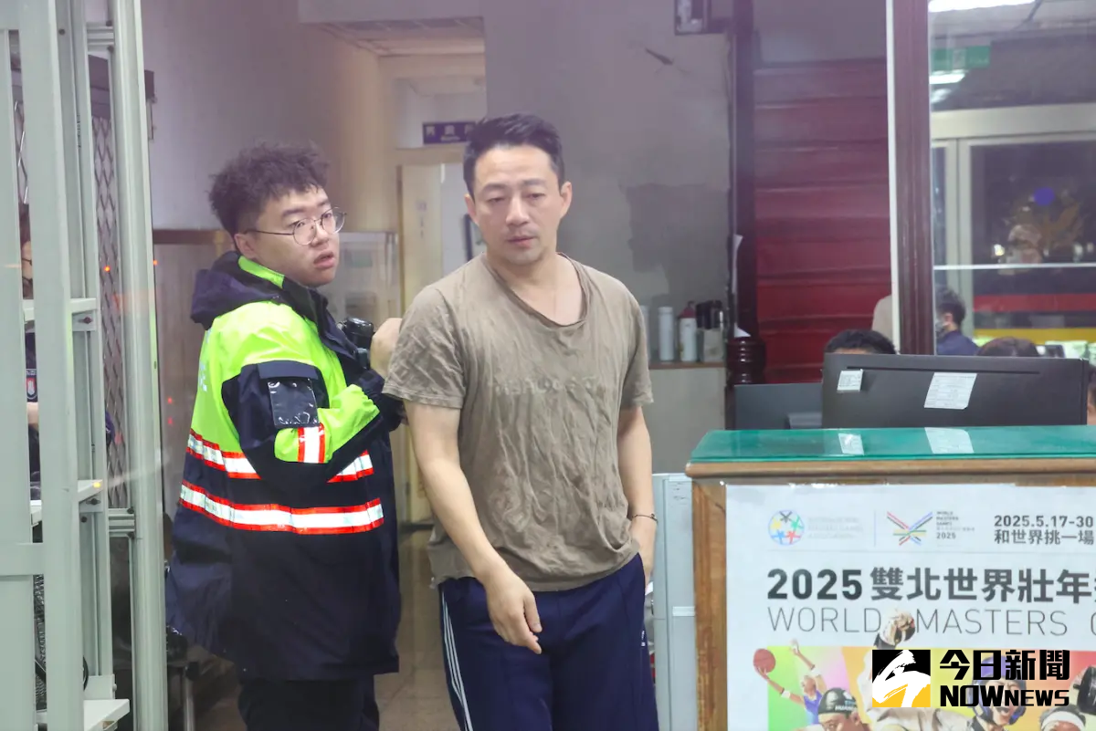 ▲43歲的汪小菲昨日疑似喝醉後在信義區大鬧，還兩次闖進大S的豪宅處，不少中國網友都挺不下去，紛紛勸說「拜託放過大S一家人吧！」（圖／NOWnews攝影中心）