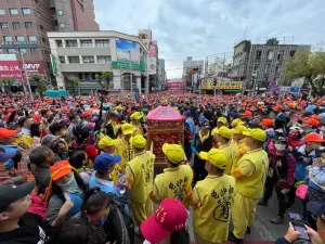 白沙屯媽祖今奔北港！百億進香團突現身　女老闆求姻緣：男的就好
