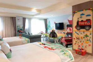 ▲天悅飯店今年與全球最大的德國木製玩具品牌Hape，攜手打造專屬孩子的夢幻主題房。（圖／義大天悅提供）
