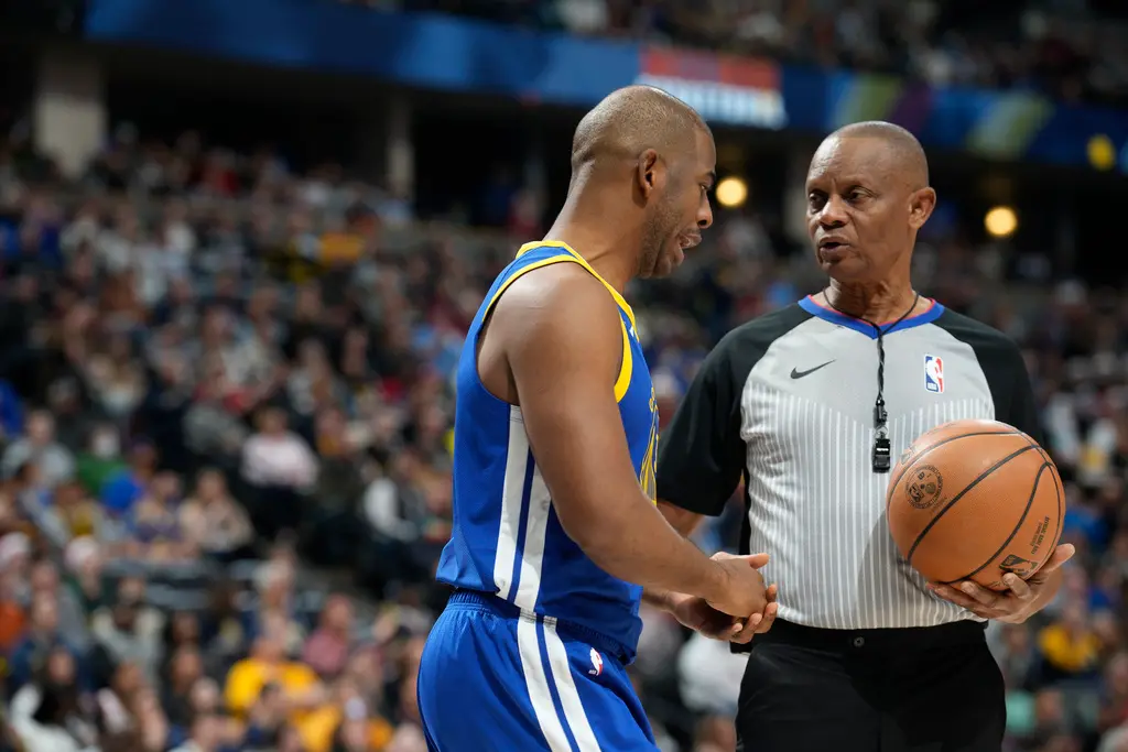 ▲Chris Paul透露，他嗆NBA名哨「托尼兄弟」Tony Brothers「抖音仔（TikToker）」，之後又質疑Brothers有太大的權力，所以被吹了2個T。（圖／美聯社／達志影像）