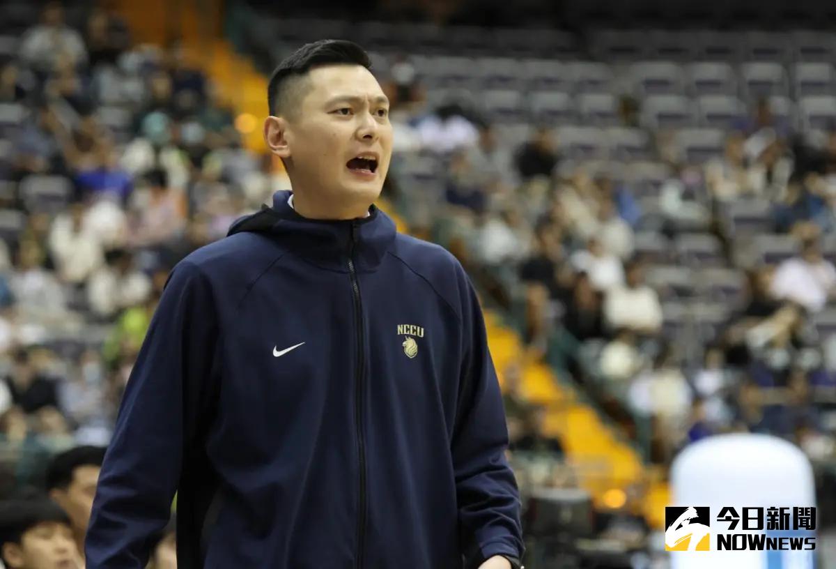 ▲UBA政大雄鷹總教練陳子威。（圖／記者朱永強攝）