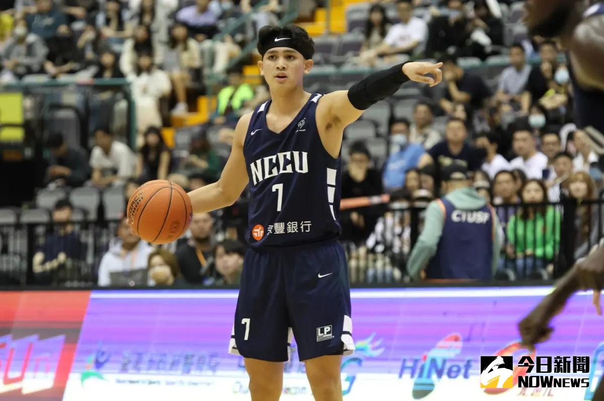 ▲UBA政大雄鷹游艾喆在四強賽上演全能秀，生涯累積4屆、90場共271次抄截成為史上第一。（圖／記者朱永強攝）