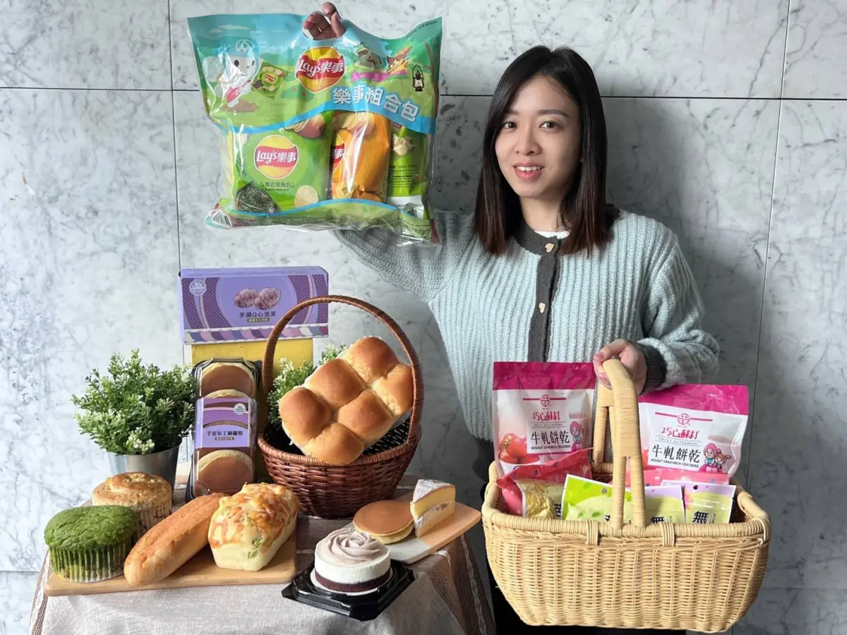 ▲清明連假即將到來，全聯即起至4月11日前推出「春遊祭祖」促銷活動，包括休閒零食、飲料、罐頭等眾多商品祭出買1送1、5折優惠。（圖／全聯提供）