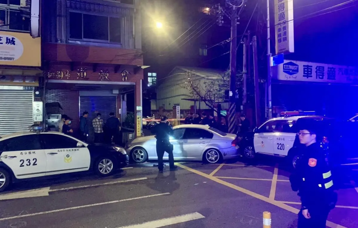 ▲警政署長黃明昭也透過粉專表示，力挺同仁勇於執法，強力壓制膽敢挑戰公權力的狂妄行為，更直言「與此案有關的任何一個歹徒都不能放過」。（圖／翻攝NPA署長室）