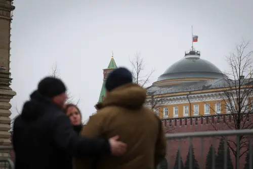 莫斯科音樂廳「無差別恐攻」釀133死！蒲亭宣布全國哀悼日降半旗
