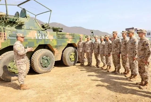 ▲ 解放軍東部戰區在微博發文，秀出訓練照片。（圖／翻攝批踢踢）