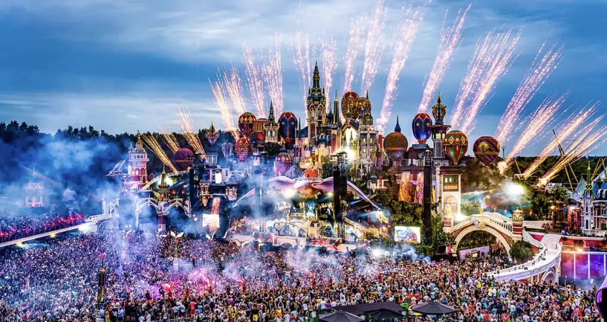 ▲泰國宣佈將承辦兩場國際音樂派對，包括來自日本的「夏日音速（Summer Sonic）」和「明日世界（Tomorrowland）」。圖為明日世界音樂節。（圖／翻攝自官網）