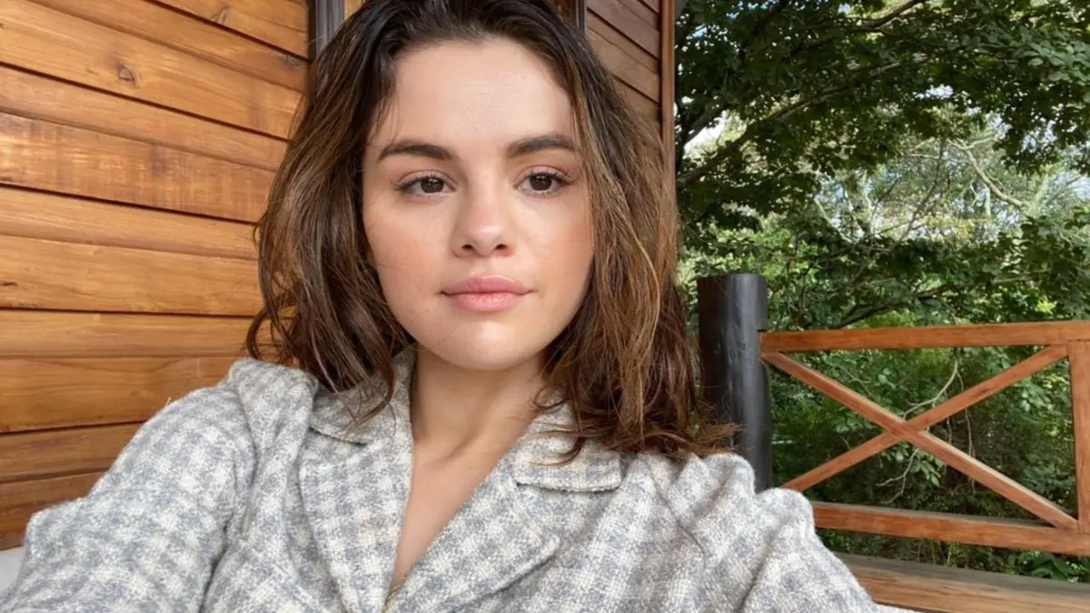 ▲賽琳娜戈梅茲曬出辣照卻不慎露點，就算火速刪除，照片還是在網路上瘋傳。（圖／翻攝賽琳娜戈梅茲IG）