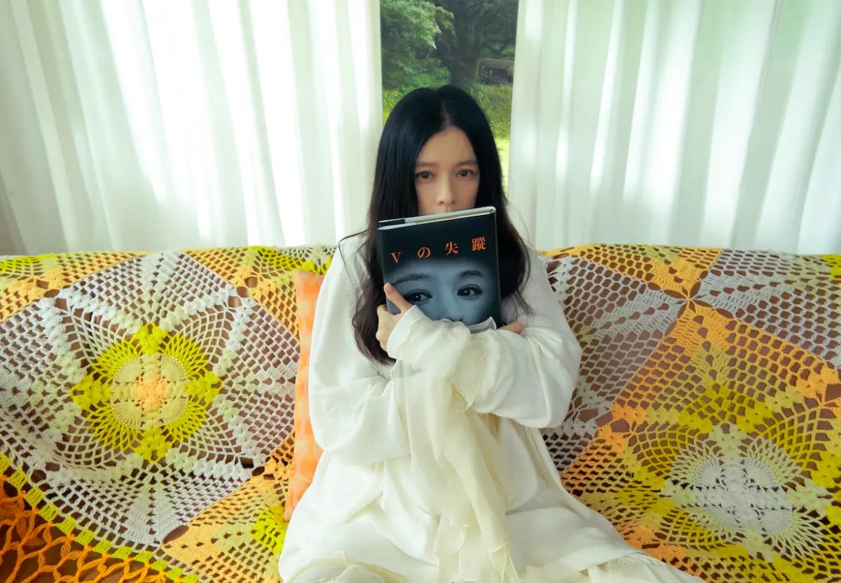 ▲近期推出新歌的徐若瑄，過去曾自曝旋轉肌撕裂，只要練舞就痛到不行。（圖／索尼音樂提供）