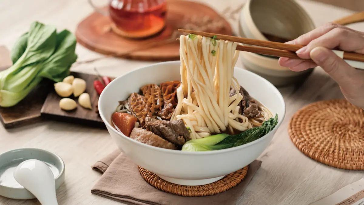 ▲好食圓滿延續老字號玖五牛肉麵好滋味，推出系列調理包。（圖／品牌提供）