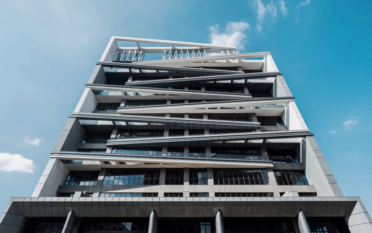 ▲The Nexus 新識界由丞石建築投資興建，為 中壢市區睽違已久的全新工商總部。（圖／品牌提供）