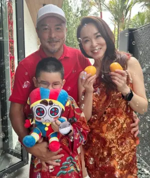 ▲Li Mingshun (à gauche), Fan Wenfang (à droite) et leur fils ZED.  (Photo/Li Mingshun IG)