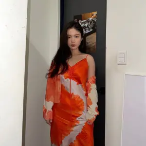 ▲李遐怡跳槽至A社前,曾詢問不少意見,得到的結果都是「可以久待」,如今則選擇離開,讓不少人感到十分惋惜。(圖/翻攝自李遐怡IG) ▲李遐怡跳槽至A社前,曾詢問不少意見,得到的結果都是「可以久待」,如今則選擇離開,讓不少人感到十分惋惜。(圖/翻攝自李遐怡IG)