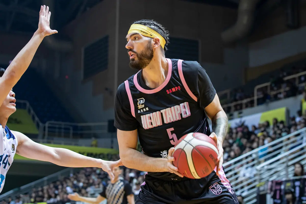 ▲球評李亦伸認為牧倫斯的行為非常不聰明。（圖／PLG提供）