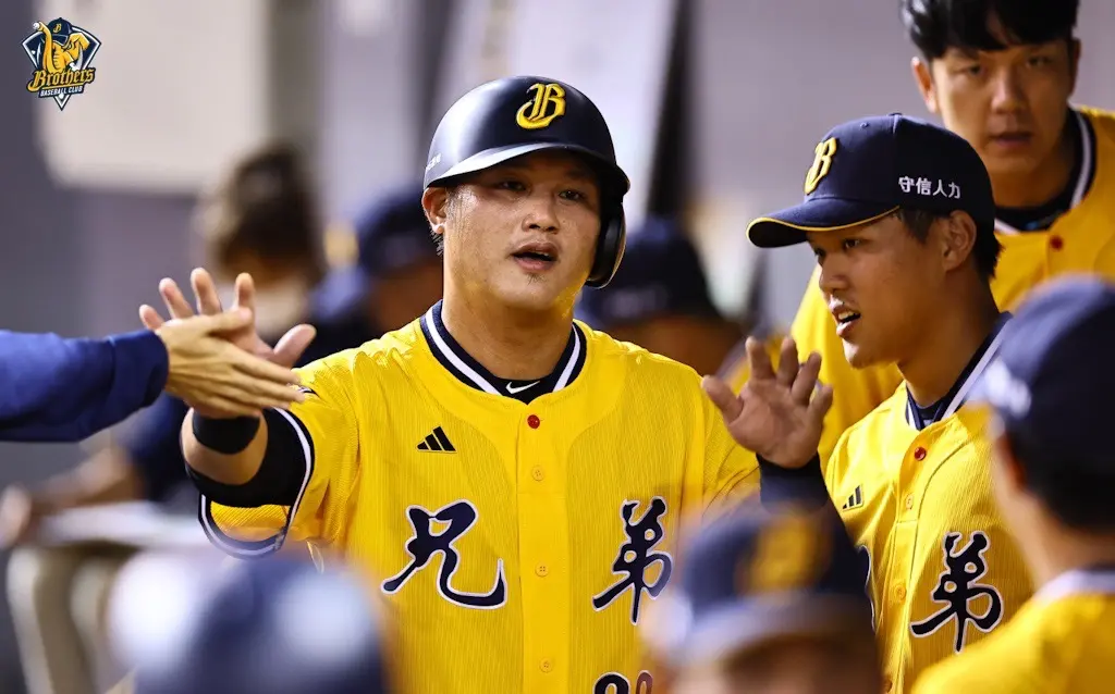 ▲中信兄弟陳俊秀本季打DH的成績比守一壘時好，許基宏與王威晨正好相反。（圖／中信兄弟提供）