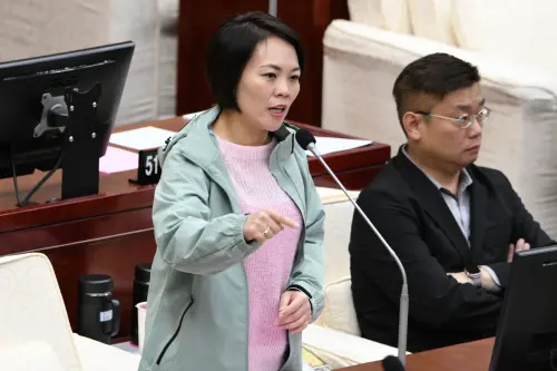「其他孩子也有這種待遇？」簡舒培3問蔣得立風波：這合理嗎