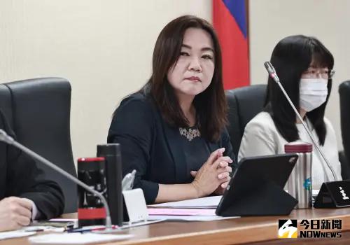 為何要將軍別再演？馬文君4問國防部：現在付錢何時能拿貨