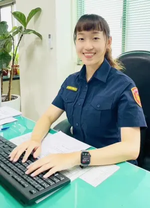 ▲年僅27歲的朱宇莉，是台中港務警察總隊成立半世紀以來首位女性中隊長。（圖／台中港警總隊提供，2024.04.01）