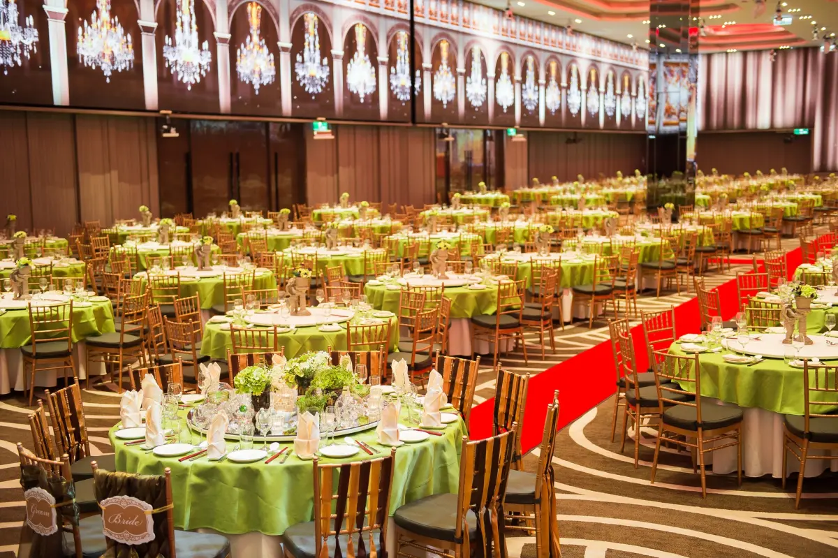 ▲屈臣氏公司3月26日、27日於頤品飯店新莊晶冠館舉辦春酒後，62人腸胃道不適症狀，9人就醫，頤品飯店透過總部雲朗集團發布聲明。（圖／翻攝頤品大飯店臉書）