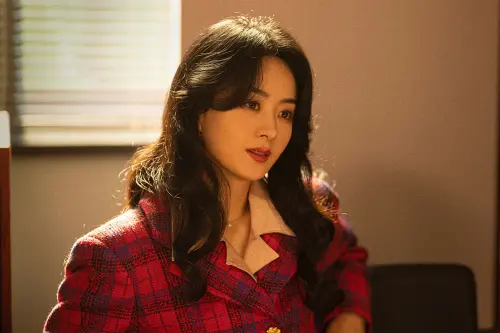 ▲《風吹半夏》趙麗穎打巴掌打到手腫起來。（圖／中天娛樂台提供）