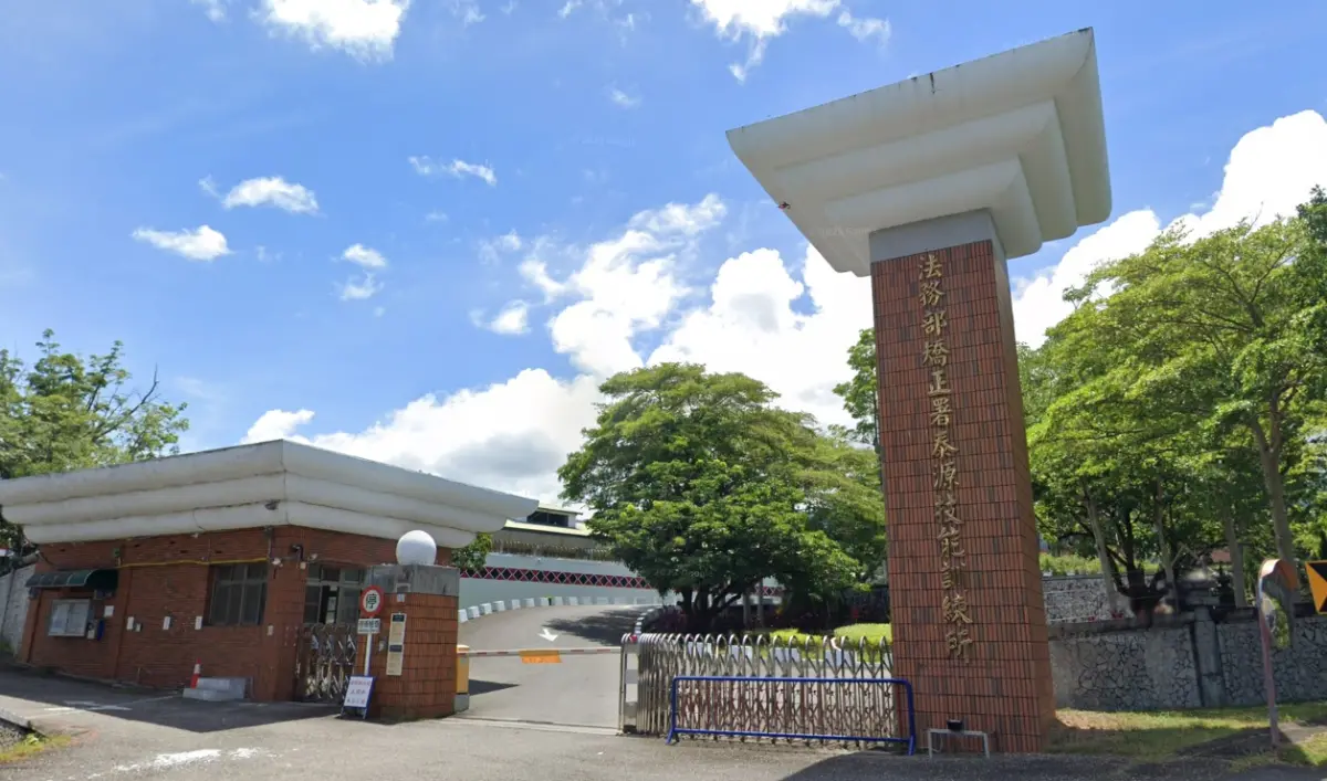 ▲吳哲銘入獄服刑15年後獲得假釋，不過近日卻遭踢爆因竄改假釋分數才成功出獄。（圖／翻攝google地圖）