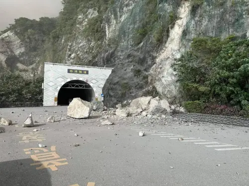 邊坡土石鬆動+餘震不斷！花蓮暴雨蘇花公路中斷　公路局派員巡查
