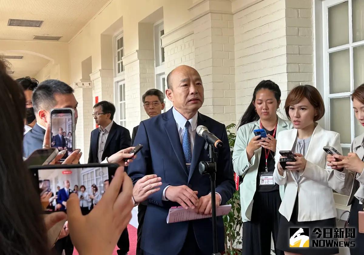 ▲韓國瑜日前表示，清明掃墓祭祖在我國已有千年歷史。懷德緬故、慎終追遠是我們深印在傳統裡對先輩的敬思以及對生命的仰望。（圖／資料照片）