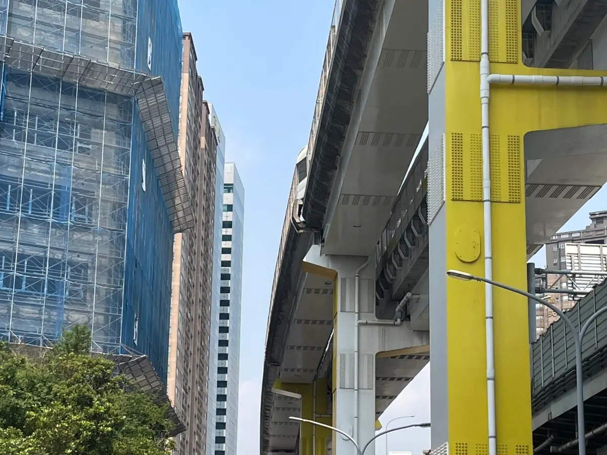 ▲捷運環狀線去年在0403地震時發生位移，耗費6個多月搶修，新北市捷運局認為是「中華工程公司未按核定施工圖施工」，雙方掀起論戰。（圖／NOWnews資料照）