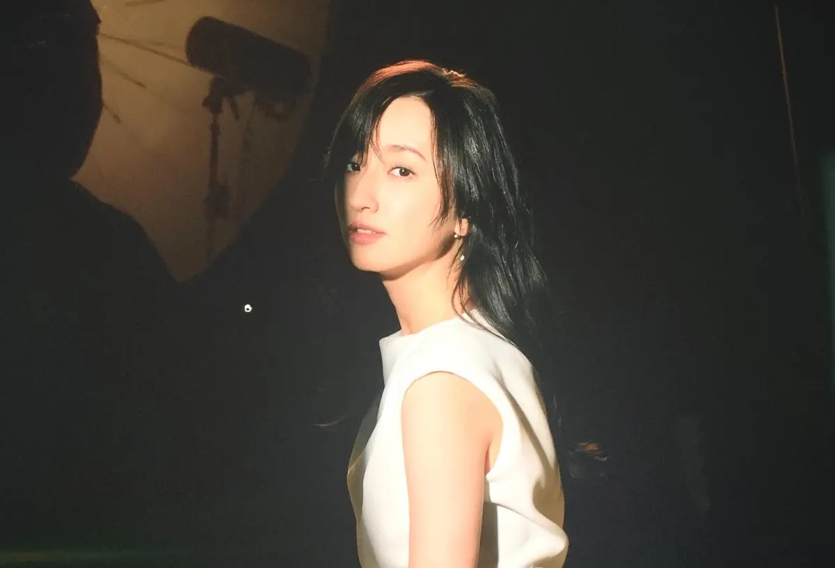 ▲花蓮發生芮氏規模7.2強震，台灣極優服飾GU Taiwan決定取消兒童清明連假GU APP週年慶，藝人柯佳嬿也取消下午忠孝SOGO百貨資生堂一日店長活動，希望一切平安。（圖／翻攝自柯佳嬿FB）