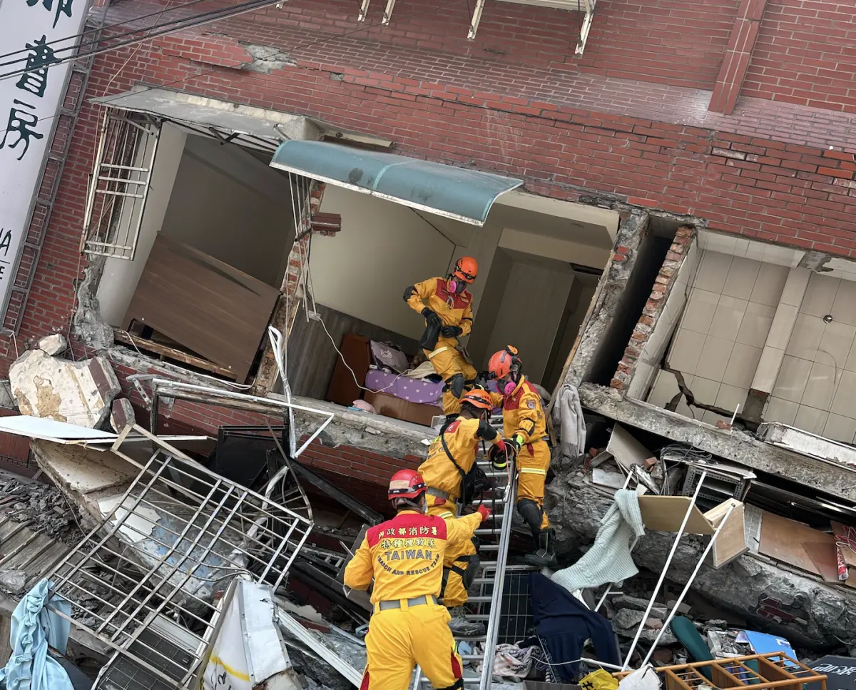 ▲今早台灣發生規模7.2強震，全台搖晃有感，各地災情頻傳，花蓮有多處民宅、大樓倒塌。（圖／內政部提供）