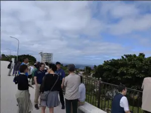 沖繩海嘯警報狂響！水族館遊客驚叫急避難　當地居民：根本沒晃
