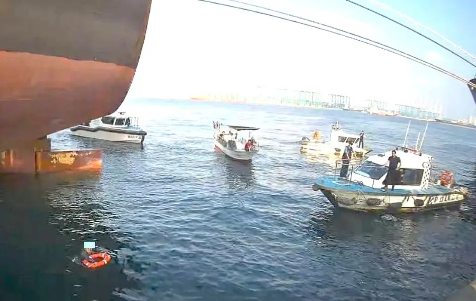 ▲3名男子到高雄港商港區釣魚，因違規闖入遭取締，曾姓男子因遭通緝又藏毒心虛跳海獲救。(圖／高雄港務警察總隊提供)