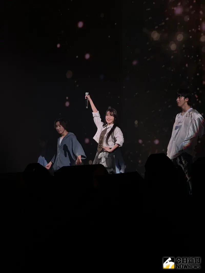 ▲IU的媽媽為大家準備「台灣限定」禮物包。(圖/讀者提供)