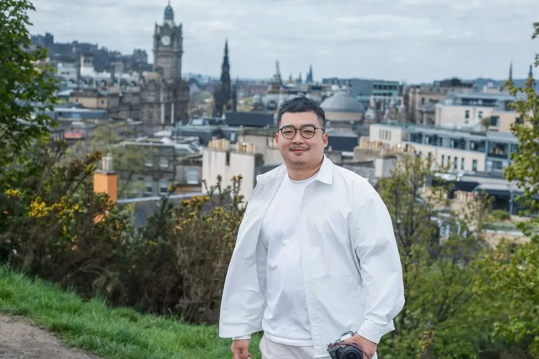 ▲一名原本在公司擔任總監職位的影音創作者Eden，裸辭工作環遊世界330天，最近公開自己總花費，讓不少人感到驚訝。（圖/Eden授權提供）